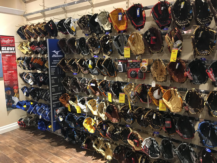 Hockey Shop Source For Sports | 8 Carden St, Guelph, ON N1H 3A2, Canada | Phone: (519) 836-8631
