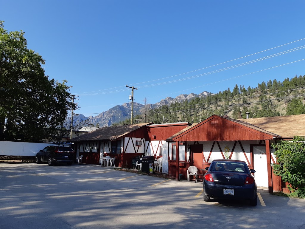 Sunset Motel | 4883 McKay St, Radium Hot Springs, BC V0A 1M0, Canada | Phone: (250) 347-0021