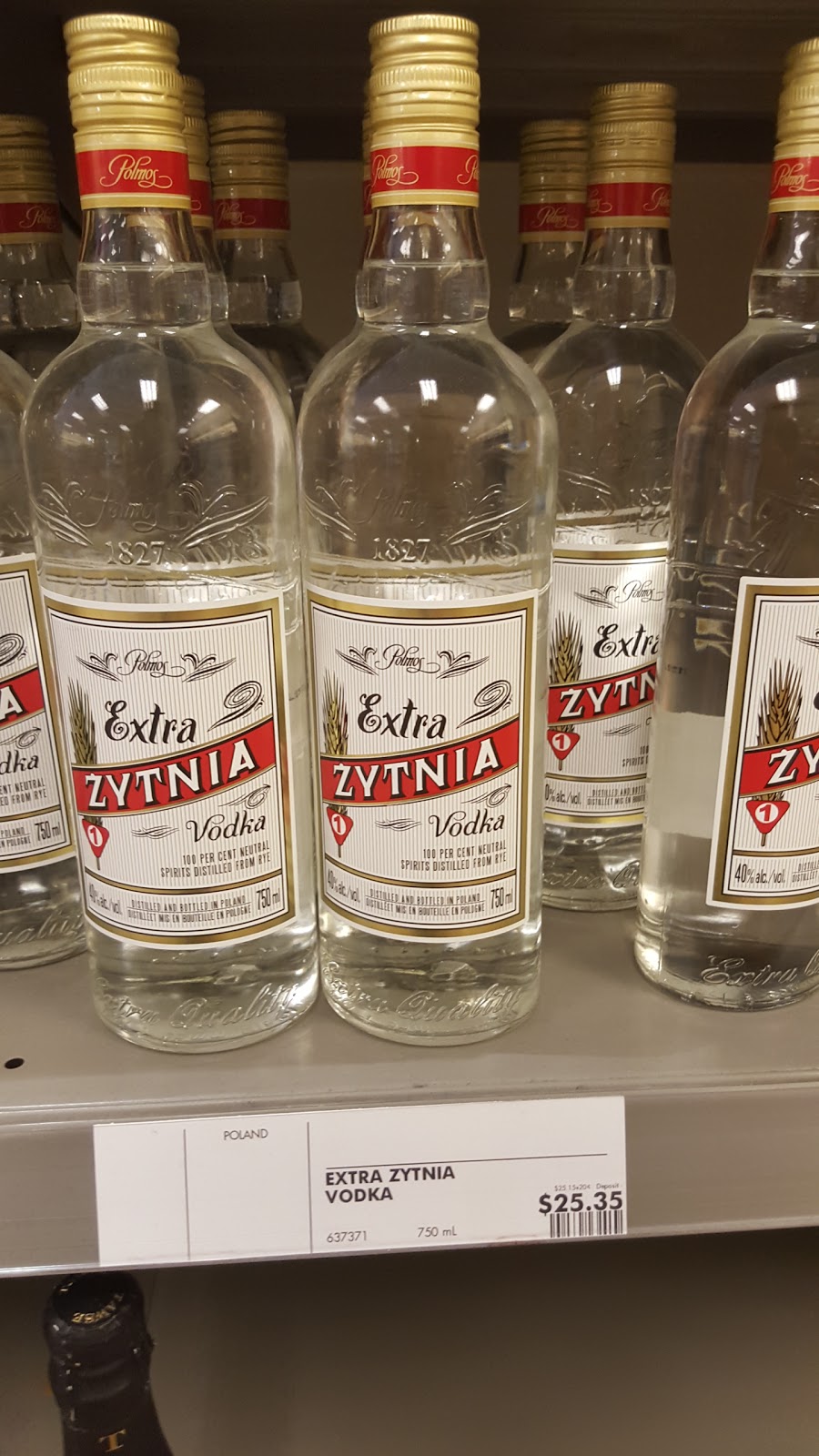LCBO | Shopping Center, 6487 Jeanne DArc Blvd N, Orléans, ON K1C 2R1, Canada | Phone: (613) 824-8115