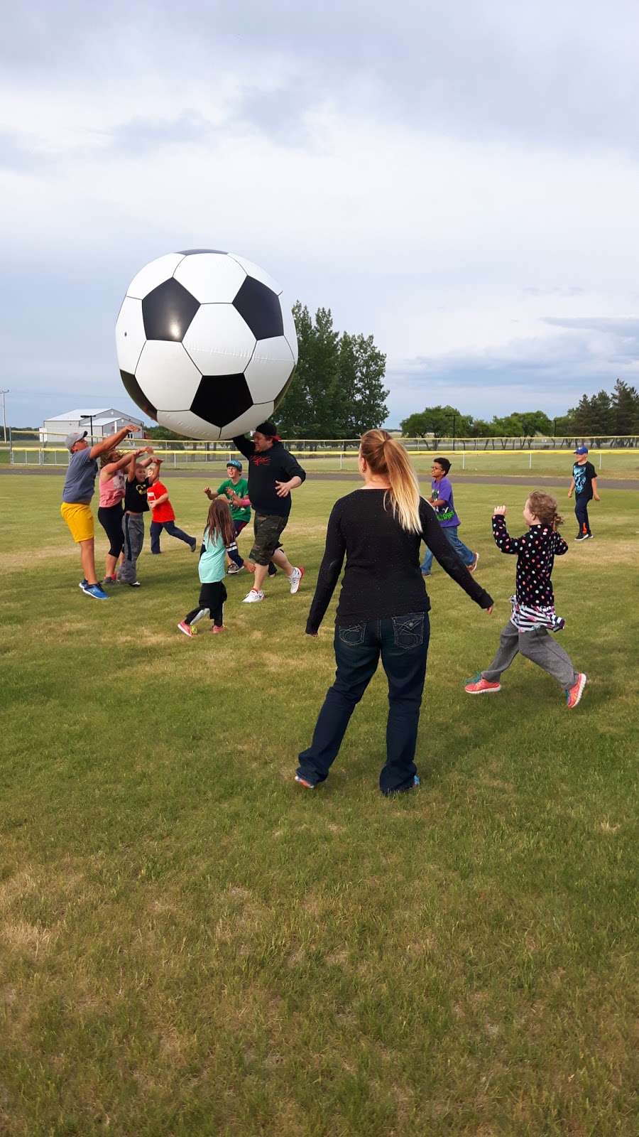 Sandra Schmirler Olympic Gold Park | 702 Dominion St, Biggar, SK S0K 0M0, Canada | Phone: (306) 948-3317