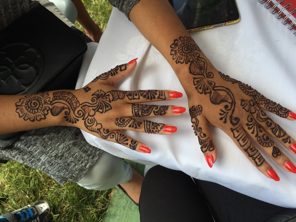 Henna by Ashiyana | 3245 16a Ave NW, Edmonton, AB T6T 0P6, Canada | Phone: (587) 983-8797