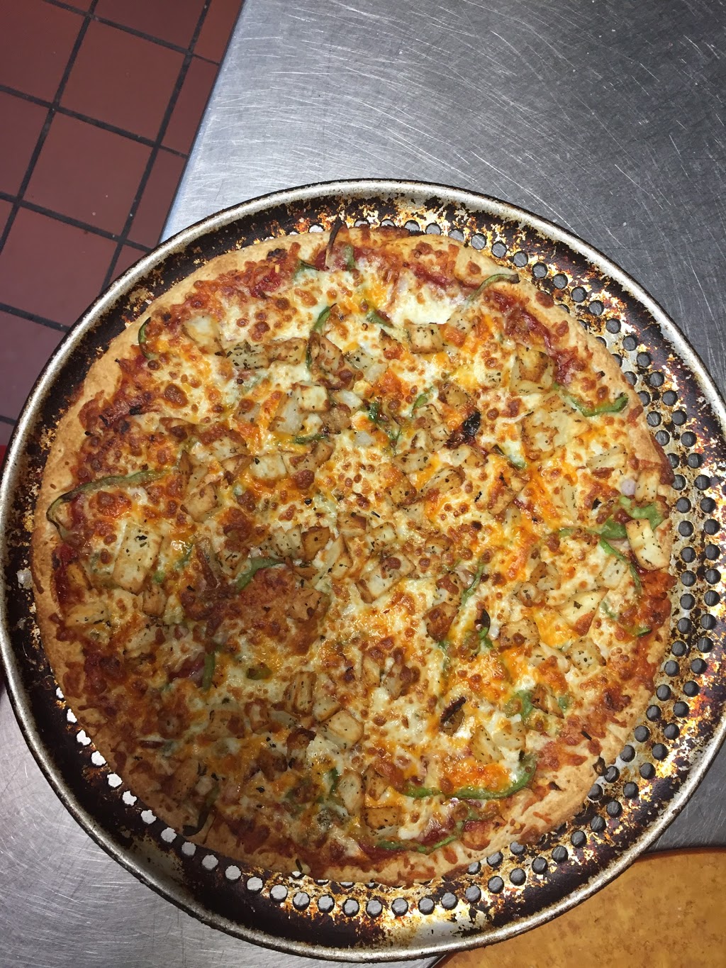 LaDamico Pizza | 13916 Grosvenor Rd #102, Surrey, BC V3R 5M6, Canada | Phone: (604) 498-3600