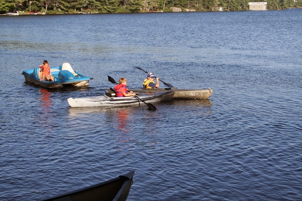 Tea Lake Cottages | 6892 Upper Big Chute Rd, Coldwater, ON L0K 1E0, Canada | Phone: (705) 906-9390
