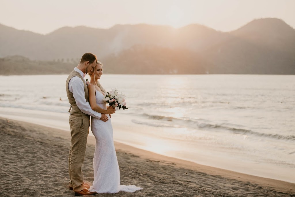 Elfreda Dalby Photography | 6940 Fife Rd, Guelph, ON N1H 6J4, Canada | Phone: (519) 763-7992