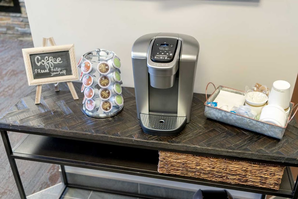 High River Dental Centre | 104 1 St SW, High River, AB T1V 1M6, Canada | Phone: (403) 652-2182