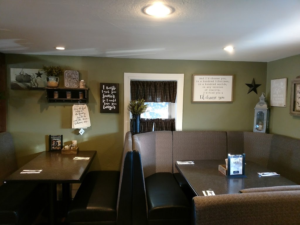 The Ole Farmhouse Café | Rosenort, MB R0G 1W0, Canada | Phone: (204) 746-3333