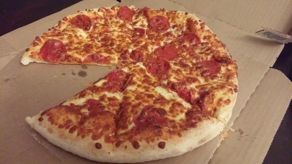 Dominos Pizza | 2265 Boulevard Marcel-Laurin, Saint-Laurent, QC H4R 1K4, Canada | Phone: (514) 991-2000