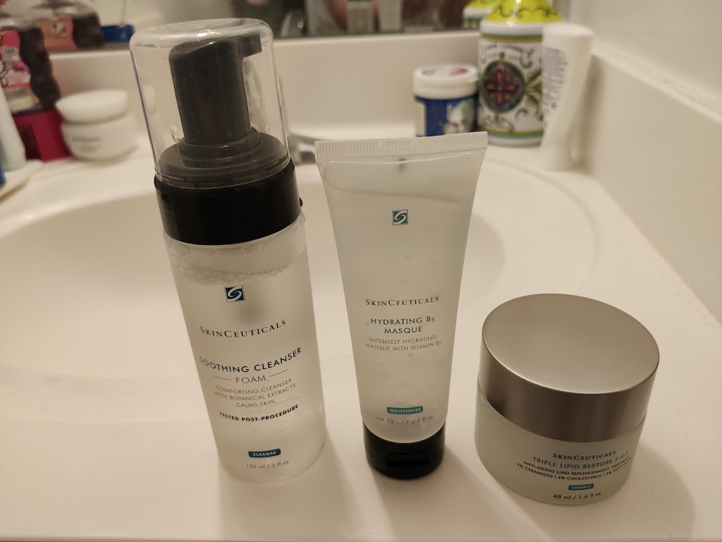 Little Bird Cosmetic Clinic | 3311 Bayview Ave Suite 101, North York, ON M2K 1G4, Canada | Phone: (647) 348-2233