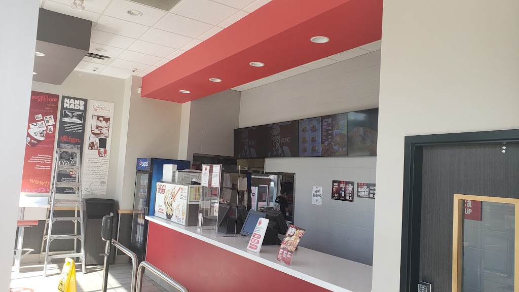 KFC | 505 Muskoka District Road 118 West Unit #5, Bracebridge, ON P1L 2G7, Canada | Phone: (705) 640-0120