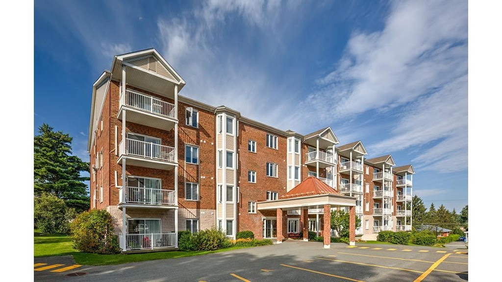 Faubourg Champêtre | 310 Rue Denison O, Granby, QC J2G 4E4, Canada | Phone: (450) 375-9703