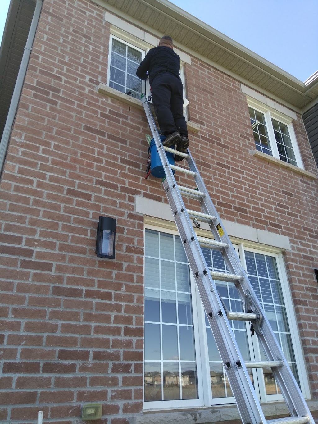 21 CENTURY CLEANING crew SERVICES | 2023 Lakeshore Rd W, Oakville, ON L6L 1G6, Canada | Phone: (647) 619-5698