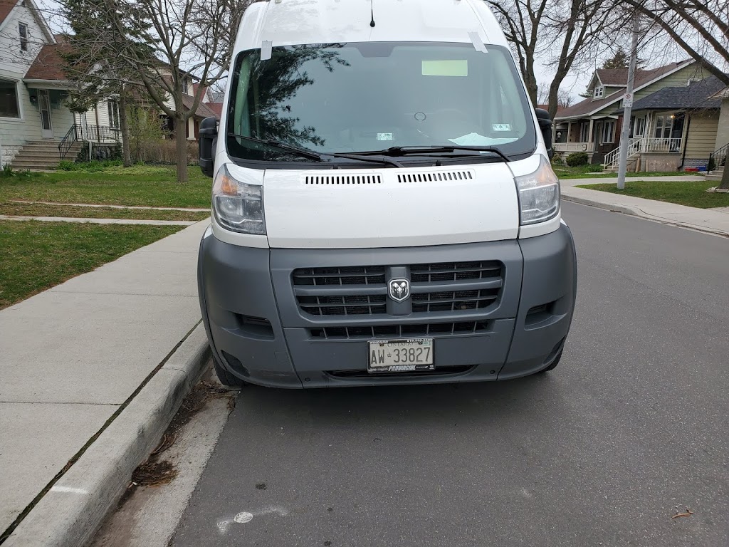Monts On Time Express | 3060 ON-3 #3, Oldcastle, ON N0R 1L0, Canada | Phone: (519) 250-8282