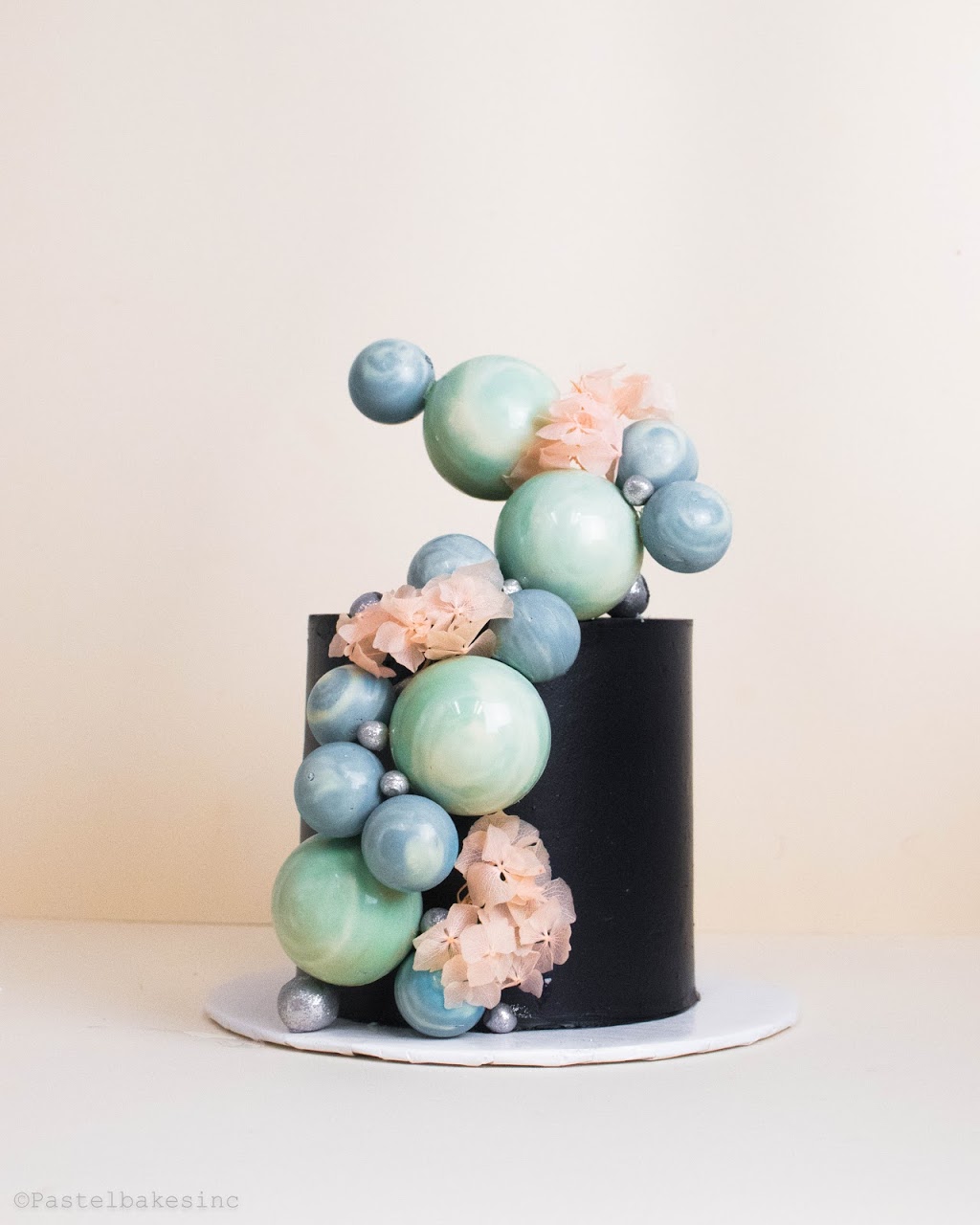 Pastel Bakes | 420 Summerhill Ave, Toronto, ON M4W 2E4, Canada | Phone: (647) 804-0384