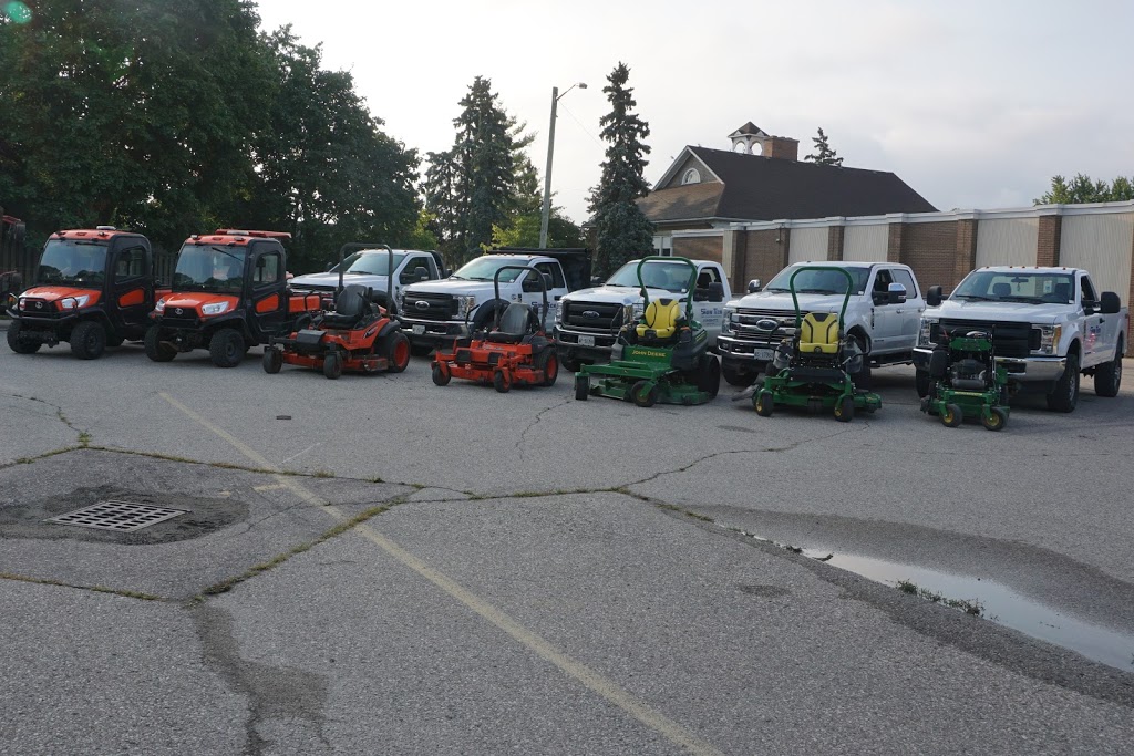Snow Tech | 2 Bast Place, Waterloo, ON N2J 4J8, Canada | Phone: (226) 972-1274