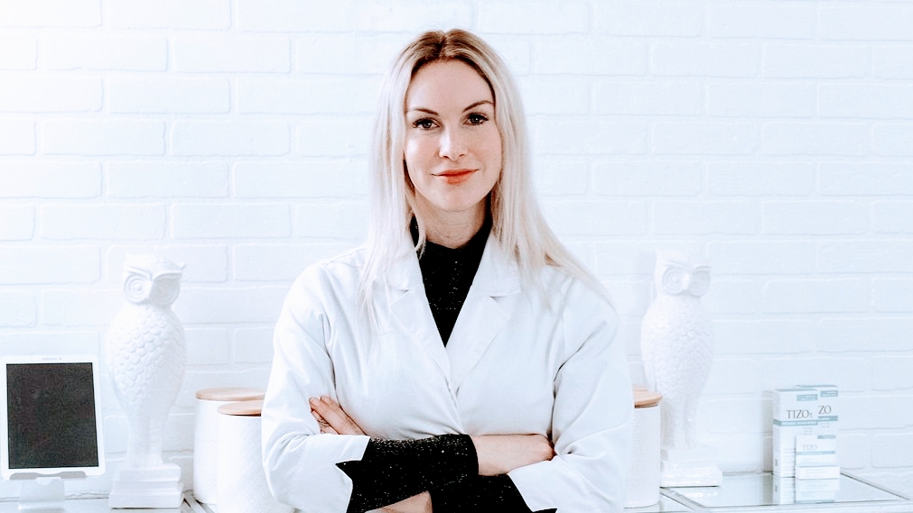 SKINFIDELITY | 213 Lakeshore Rd E, Mississauga, ON L5G 1G5, Canada | Phone: (647) 554-7546