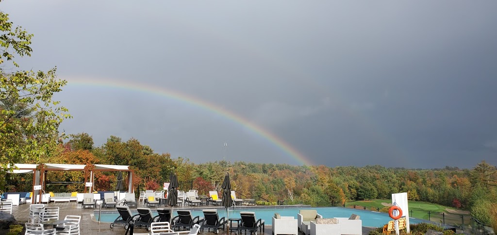 Cliffside at Muskoka Bay Resort | N, 1217 N Muldrew Lake Rd RR 2, Gravenhurst, ON P1P 1R2, Canada | Phone: (705) 687-4900 ext. 502