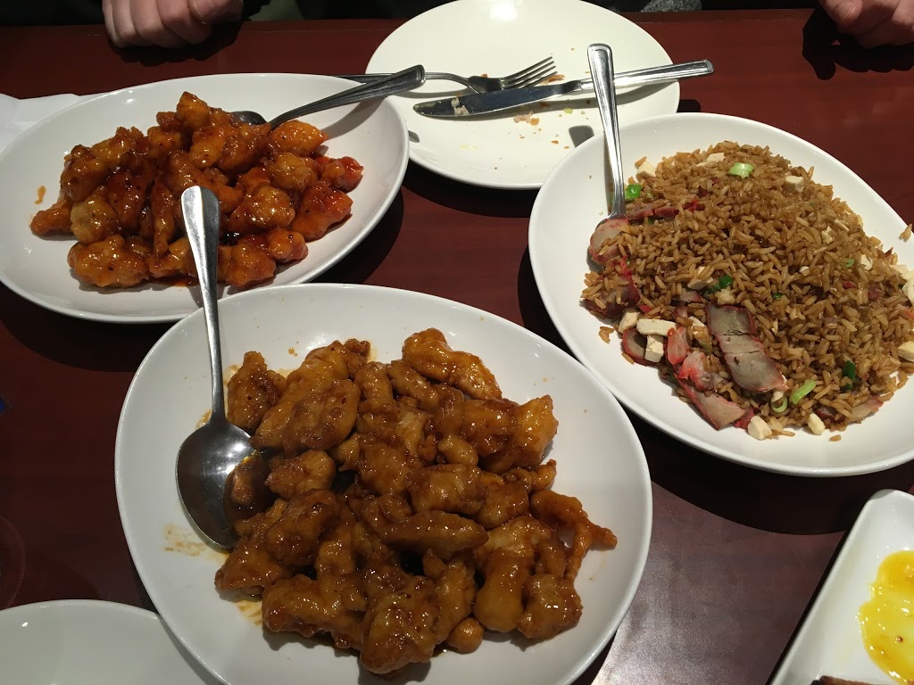 Lucky Dragon Delight | 854 March Rd, Kanata, ON K2W 0A5, Canada | Phone: (613) 591-8811