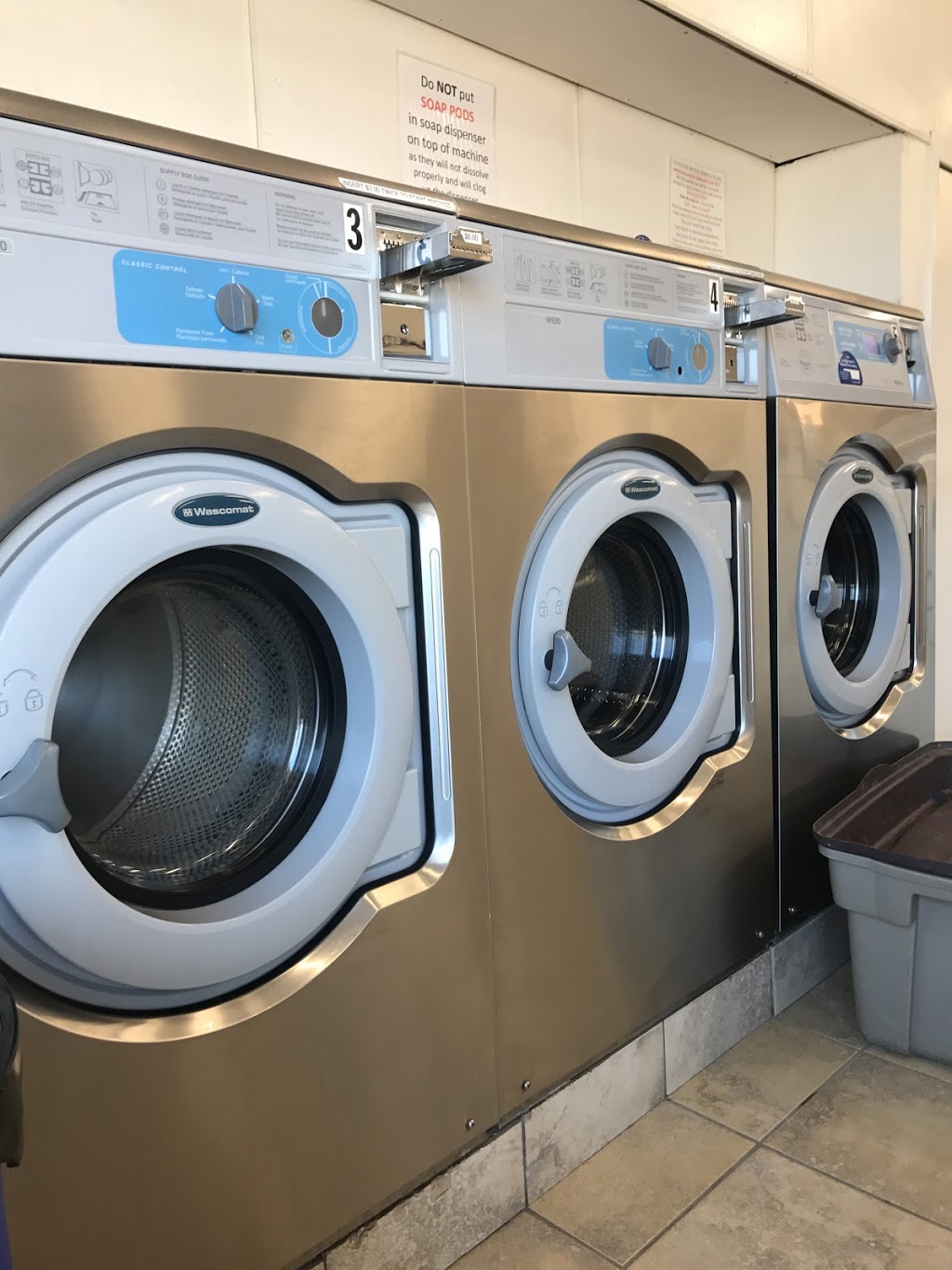 LIVELY LAUNDROMAT & CAR WASH | 231 9th Ave, Lively, ON P3Y 1M6, Canada | Phone: (705) 561-2791