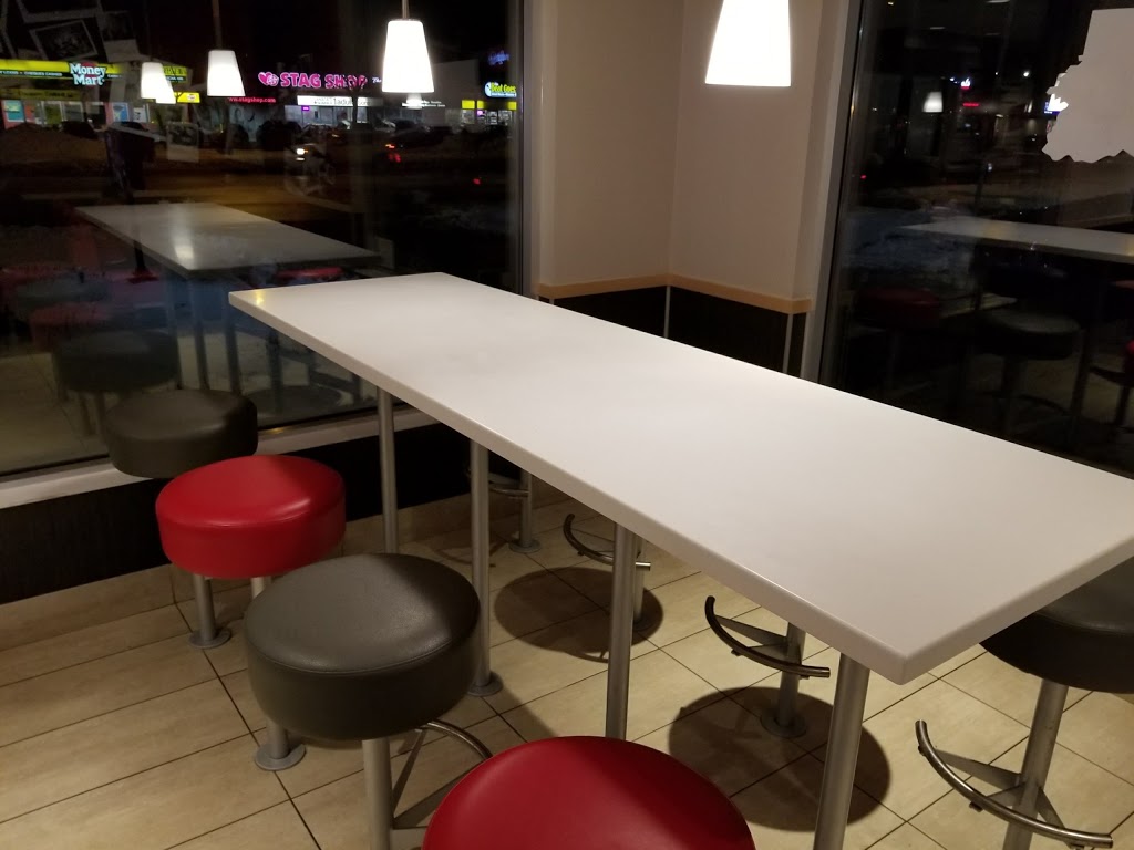 KFC | 48 Wellington St E, Guelph, ON N1H 3R8, Canada | Phone: (519) 824-6102