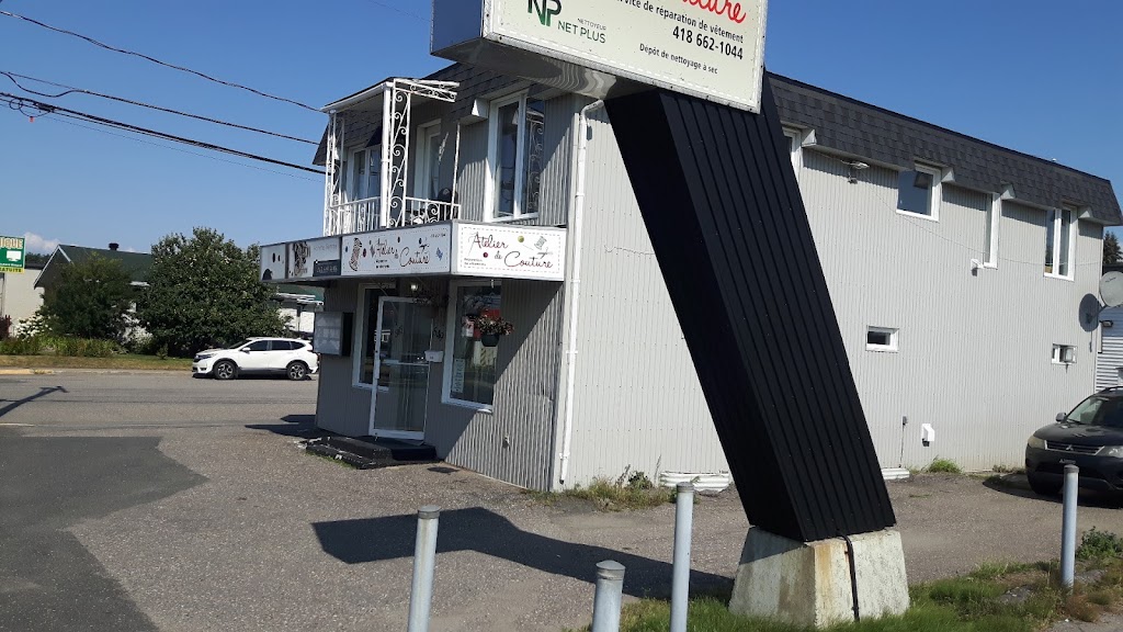 Atelier de couture | 549 Bd de Quen, Alma, QC G8B 5P7, Canada | Phone: (418) 662-1044