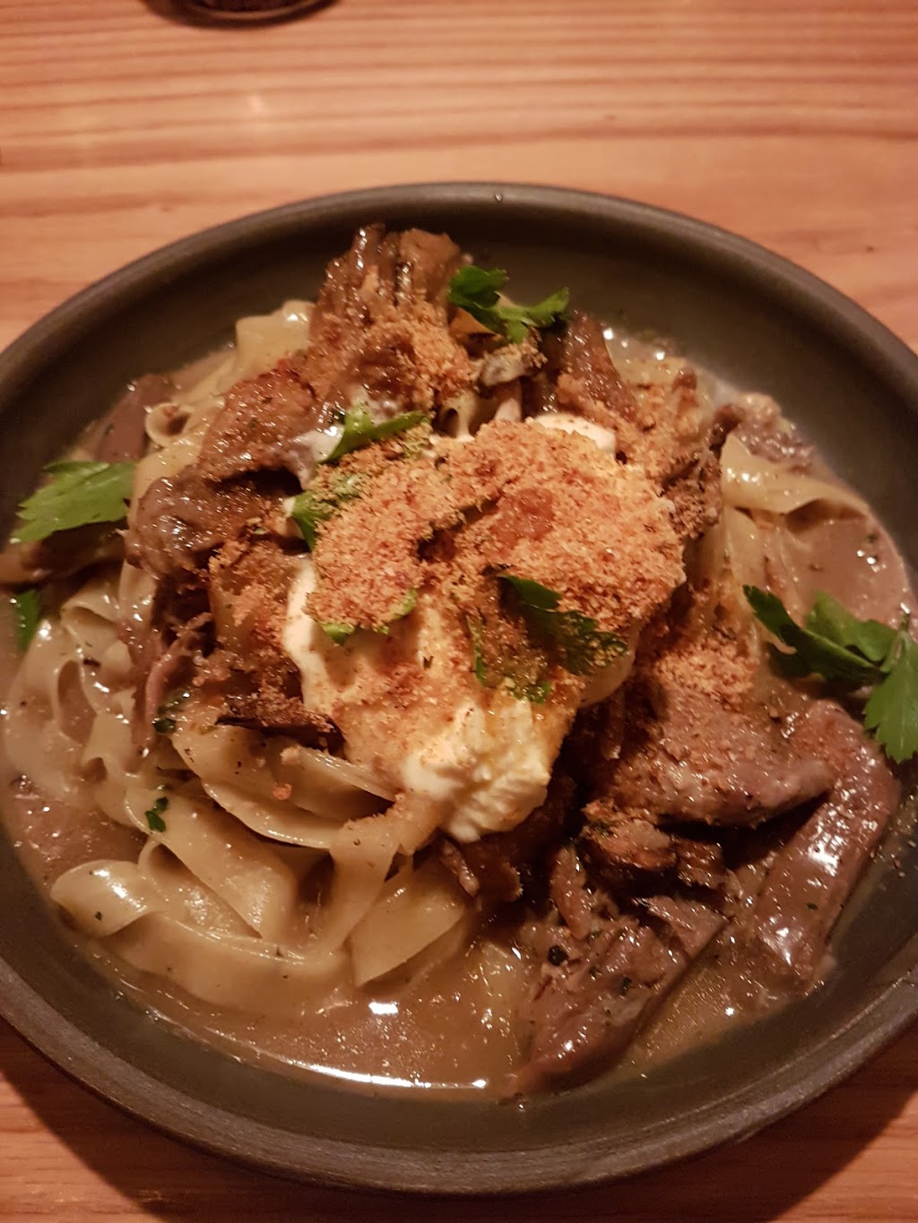 Harth restaurant | 1-980 St Annes Rd, Winnipeg, MB R2M 2X9, Canada | Phone: (204) 255-0003