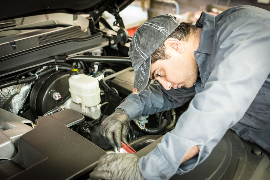 Minit-Tune & Brake Auto Centres | 152 Crowfoot Gate NW, Calgary, AB T3G 3L1, Canada | Phone: (403) 239-8772