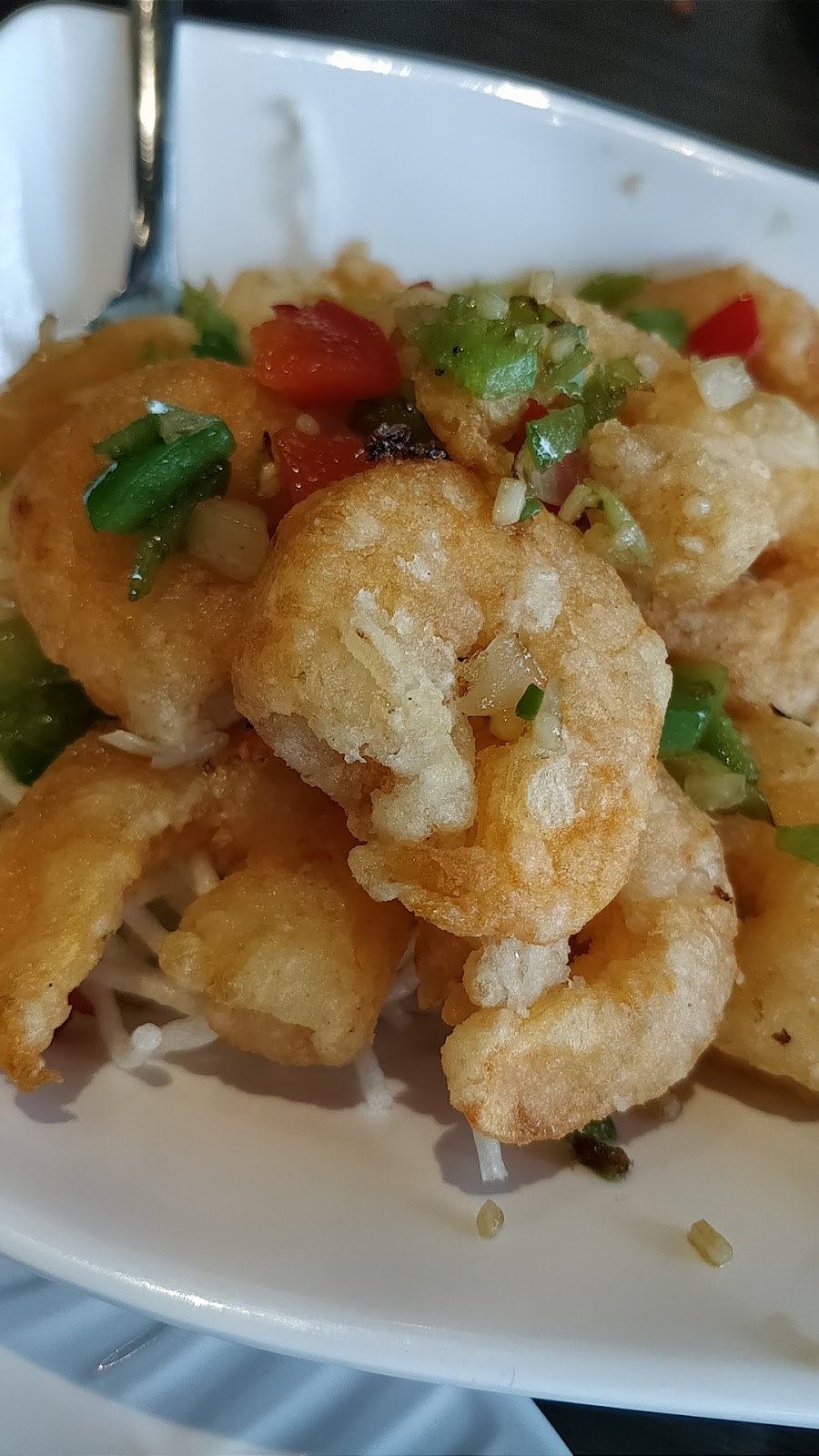 Hong Kong Seafood Restaurant | 700 Strasburg Rd, Kitchener, ON N2E 2M2, Canada | Phone: (519) 743-2900