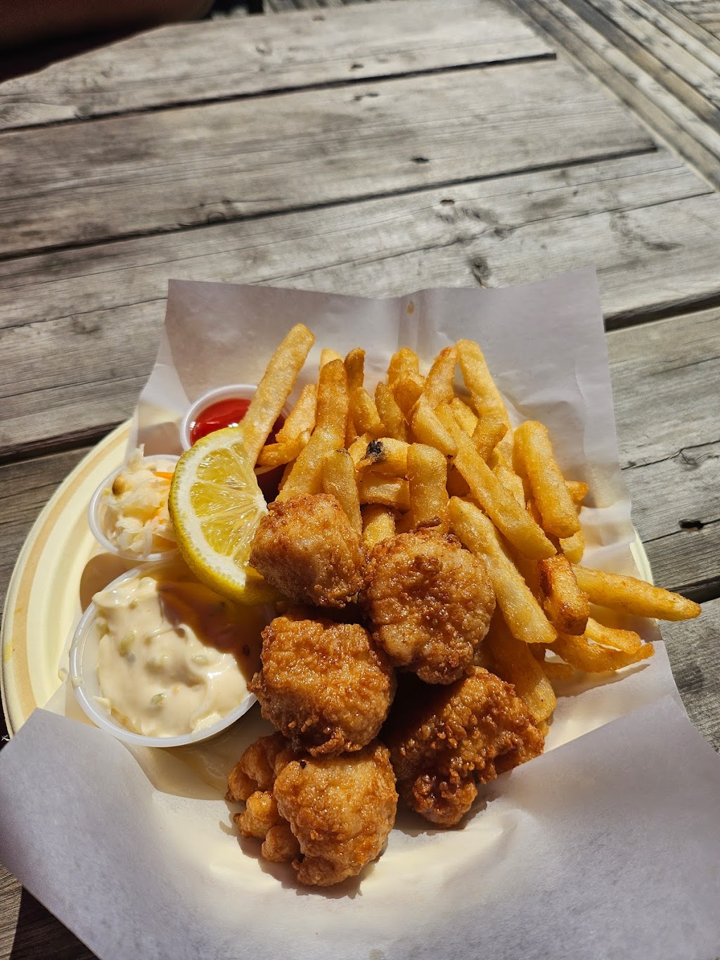 Eds Take Out | 418 NS-303, Digby, NS B0V 1A0, Canada | Phone: (902) 245-2071
