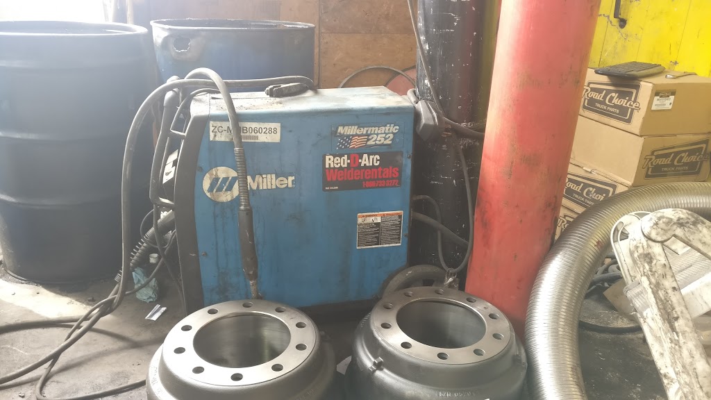 SINGH TRUCK & TRAILER REPAIR LTD | 669 Derwent Way, Delta, BC V3M 5P7, Canada | Phone: (778) 968-4494