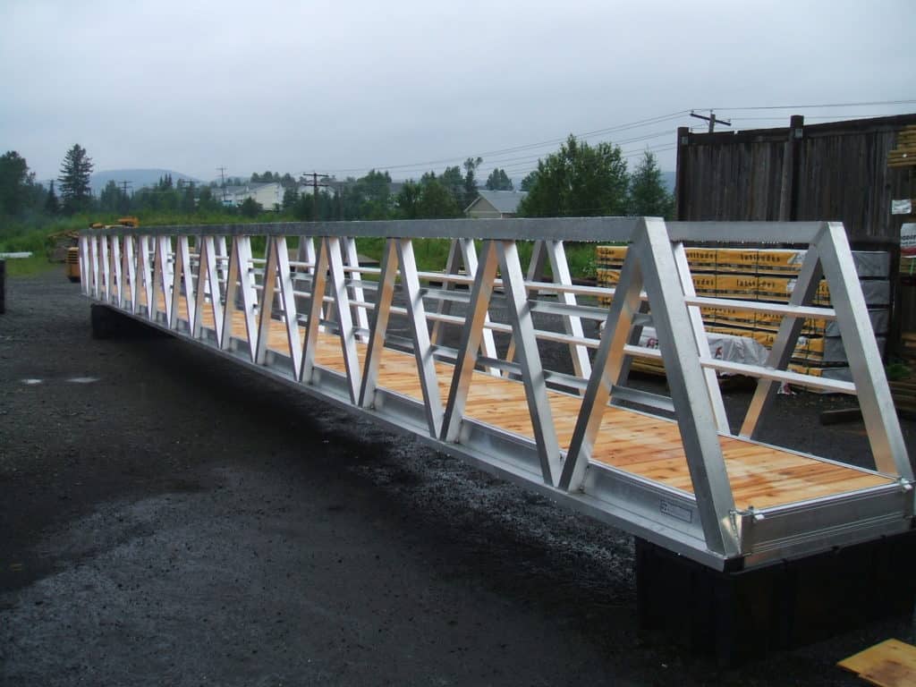 Quais Laurentiens | 2379 Chem. Jean-Adam, Saint-Sauveur, QC J0R 1R2, Canada | Phone: (450) 227-2342