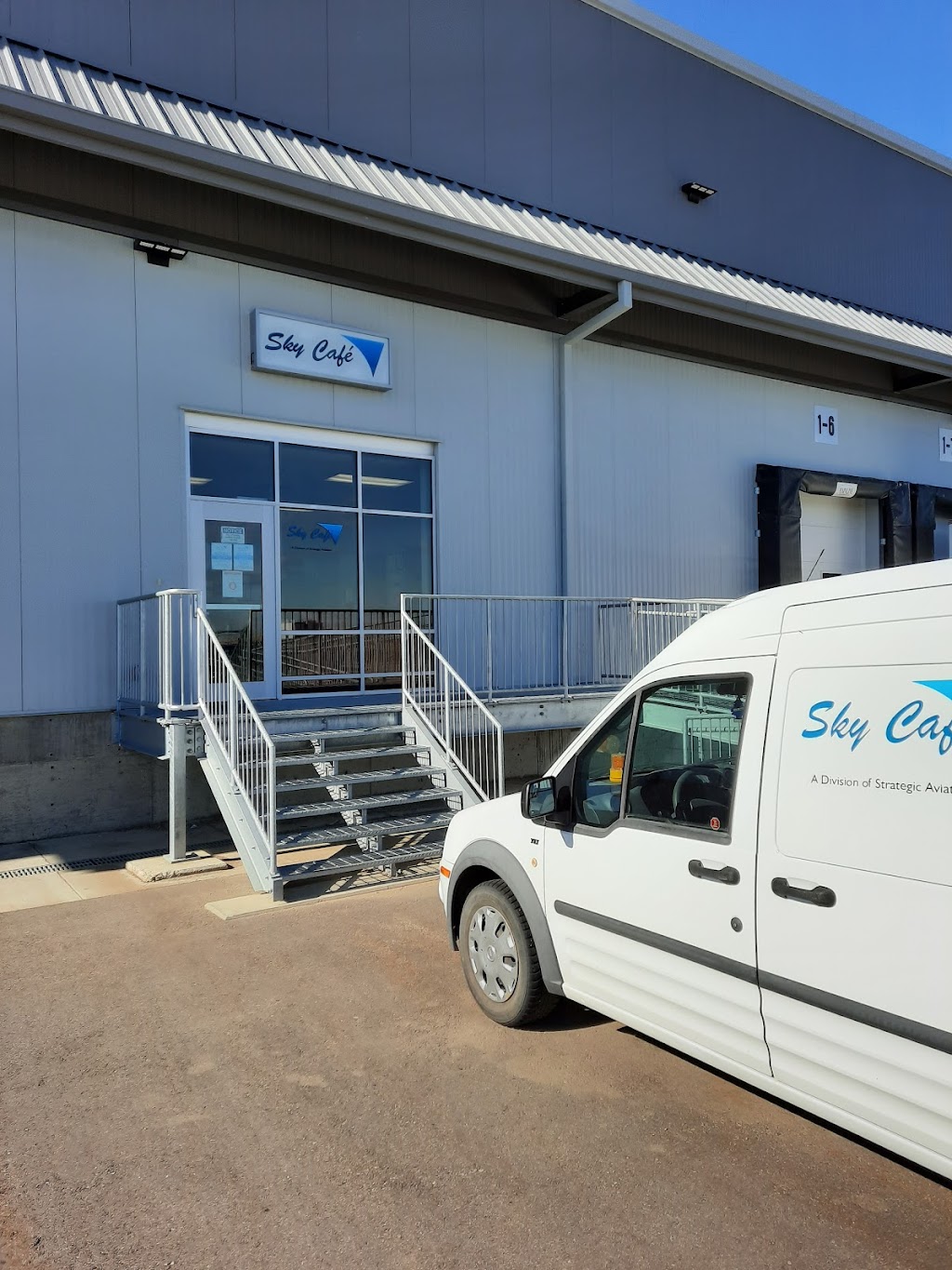 Sky Cafe Ltd. | Edmonton Intl Airport, UNIT NUMBER #150, 4064 21 St E, Edmonton International Airport, AB T9E 0V6, Canada | Phone: (780) 886-3088