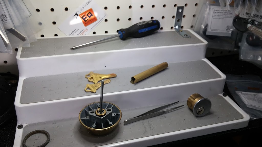 EA Locksmith Inc. | 31 Machado St, Kitchener, ON N2R 0C1, Canada | Phone: (519) 722-7776