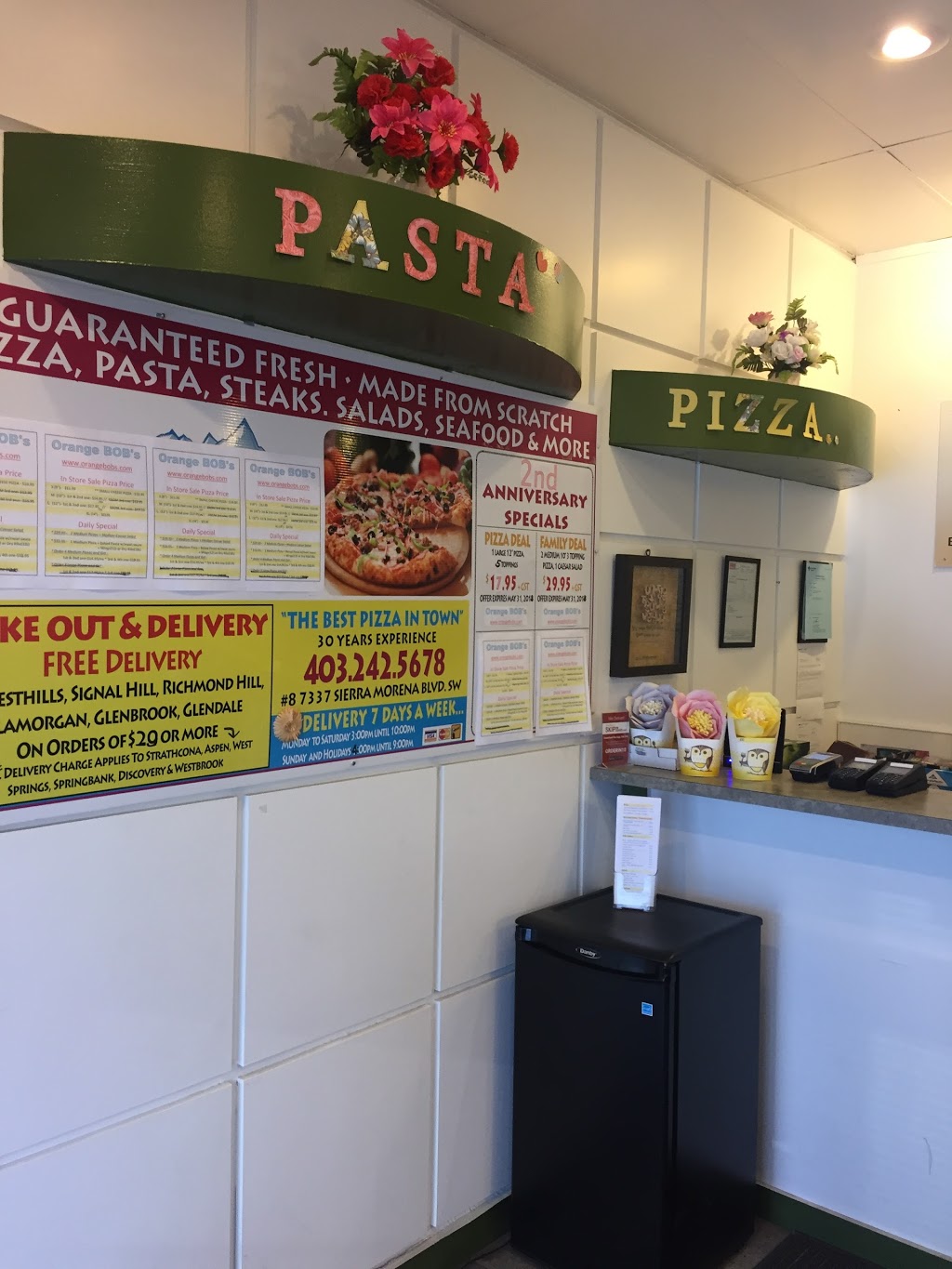 Orange Bob-Pizza and more... | 7337 Sierra Morena Blvd SW #8, Calgary, AB T3H 3V4, Canada | Phone: (403) 242-5678