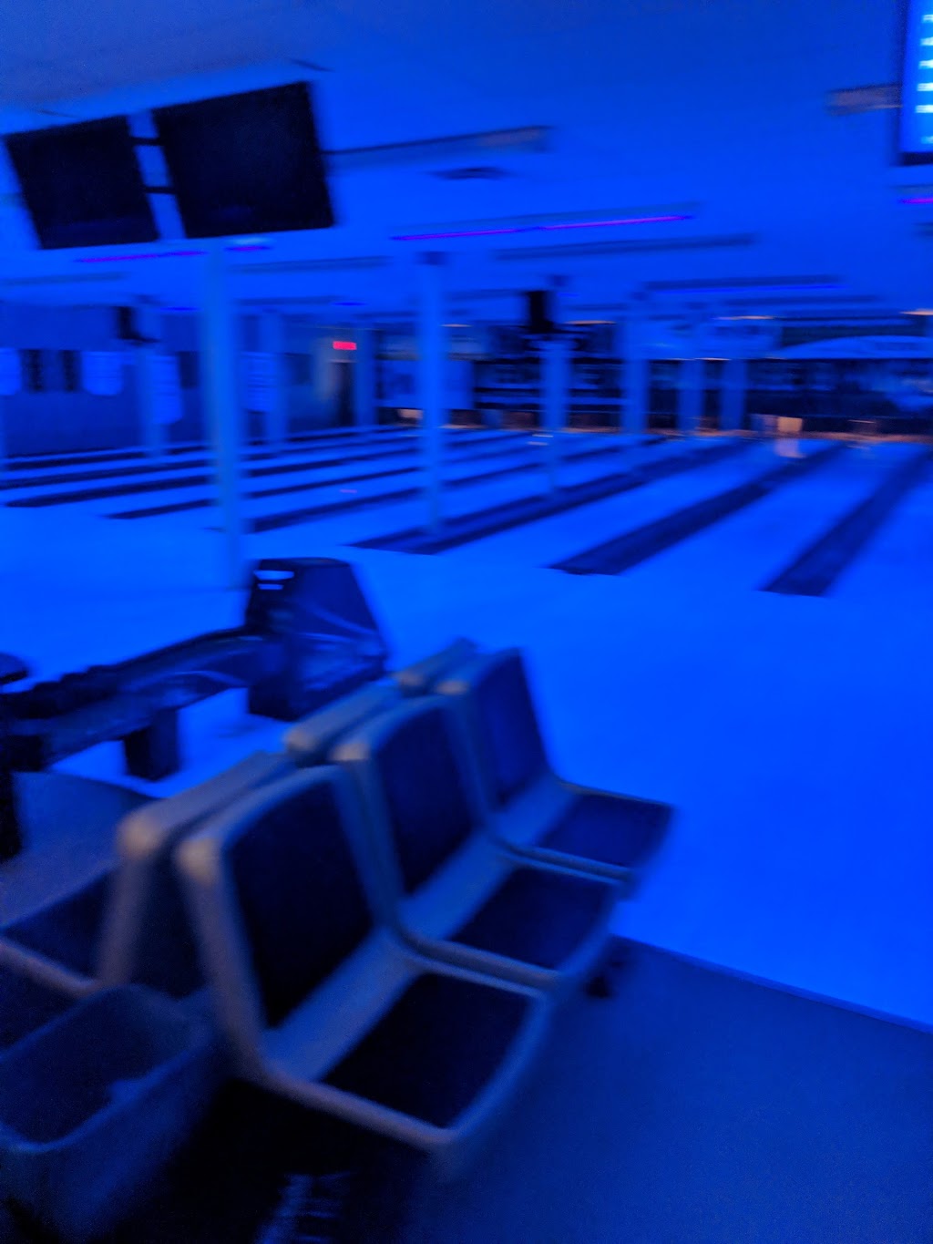 Paradise Bowl | 1187 Kenmount Rd, Paradise, NL A1L 0V8, Canada | Phone: (709) 726-2695