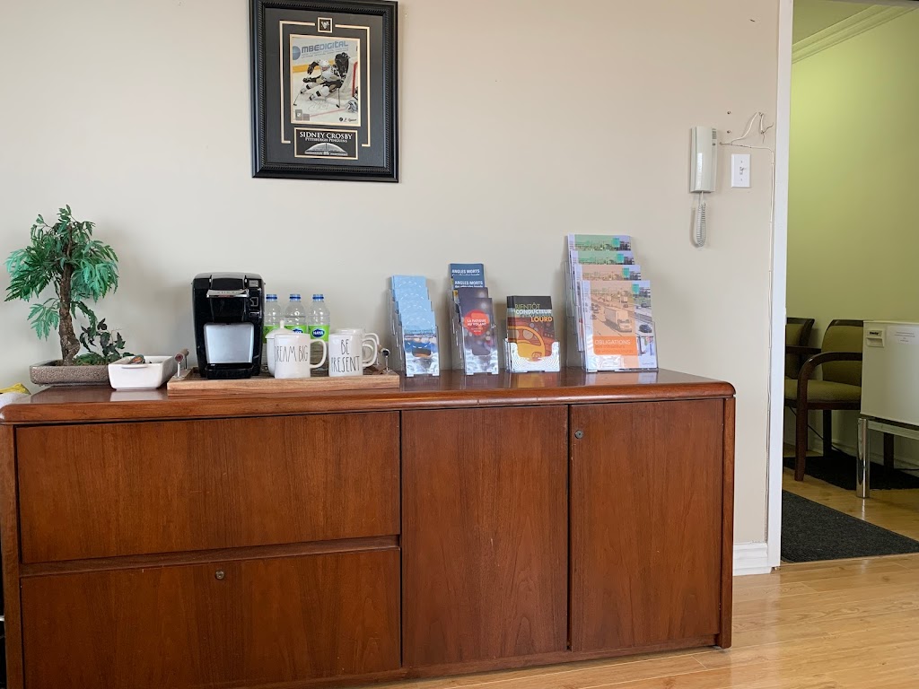 Cours de conduite adapté | 410 Boulevard Henri-Bourassa E Bureau 202E, Montreal, QC H3L 1C4, Canada | Phone: (514) 416-1565