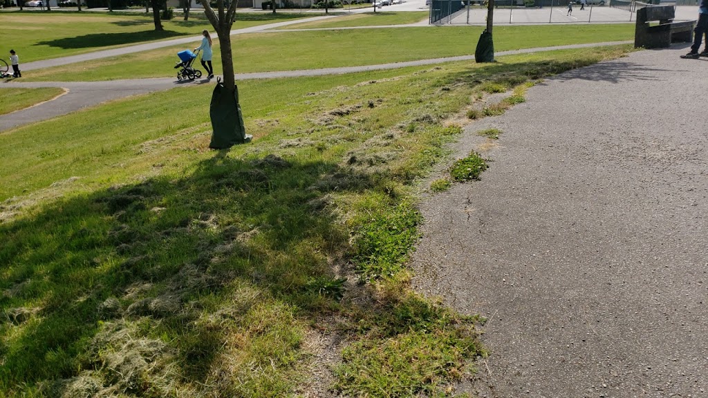 Odlin Neighborhood Park | 10100 Odlin Rd, Richmond, BC V6X 1E2, Canada