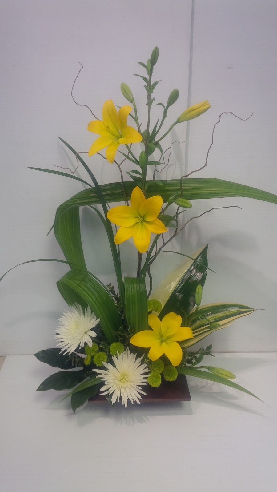 Atelier Floral Suzanne Savard | 3757 Boulevard Lévesque O, Laval, QC H7V 1G4, Canada | Phone: (450) 505-6650