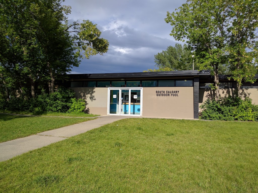 South Calgary Outdoor Pool | 3130 16 St SW, Calgary, AB T2T 4G7, Canada | Phone: (403) 221-3513
