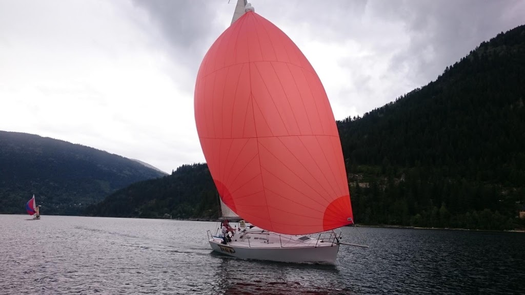 Somerset Sails | 8691 Main St, Barker, NY 14012, USA | Phone: (800) 323-9464