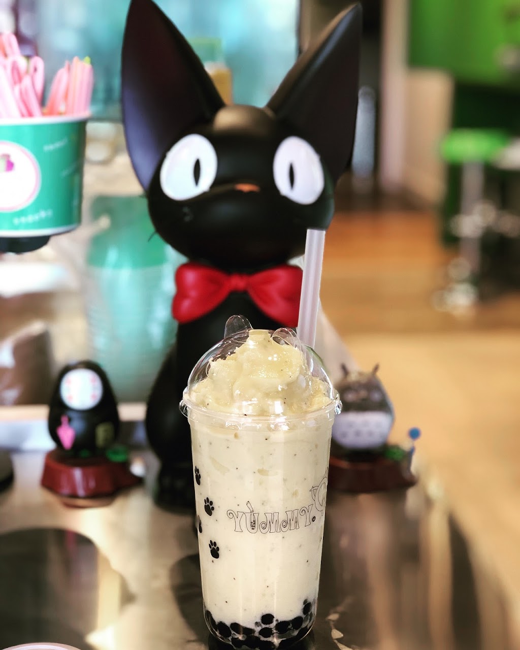 Yummy Q | 2-338 10 St NW, Calgary, AB T2N 1V8, Canada | Phone: (403) 245-6778
