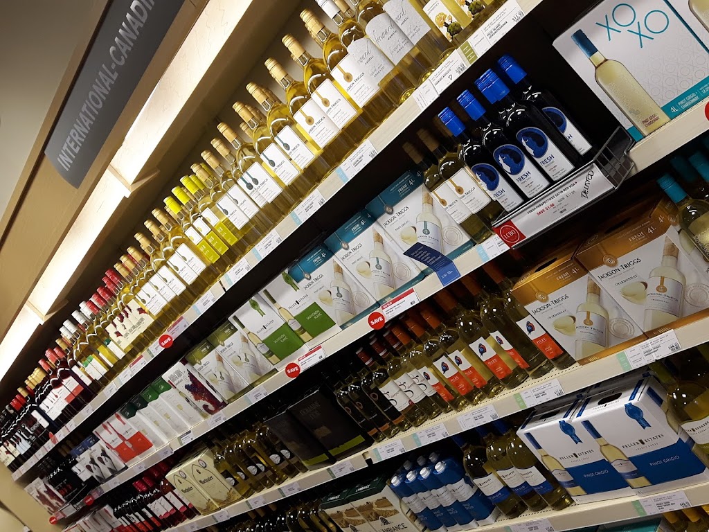 LCBO | 230 Highland St, Haliburton, ON K0M 1S0, Canada | Phone: (705) 457-2631