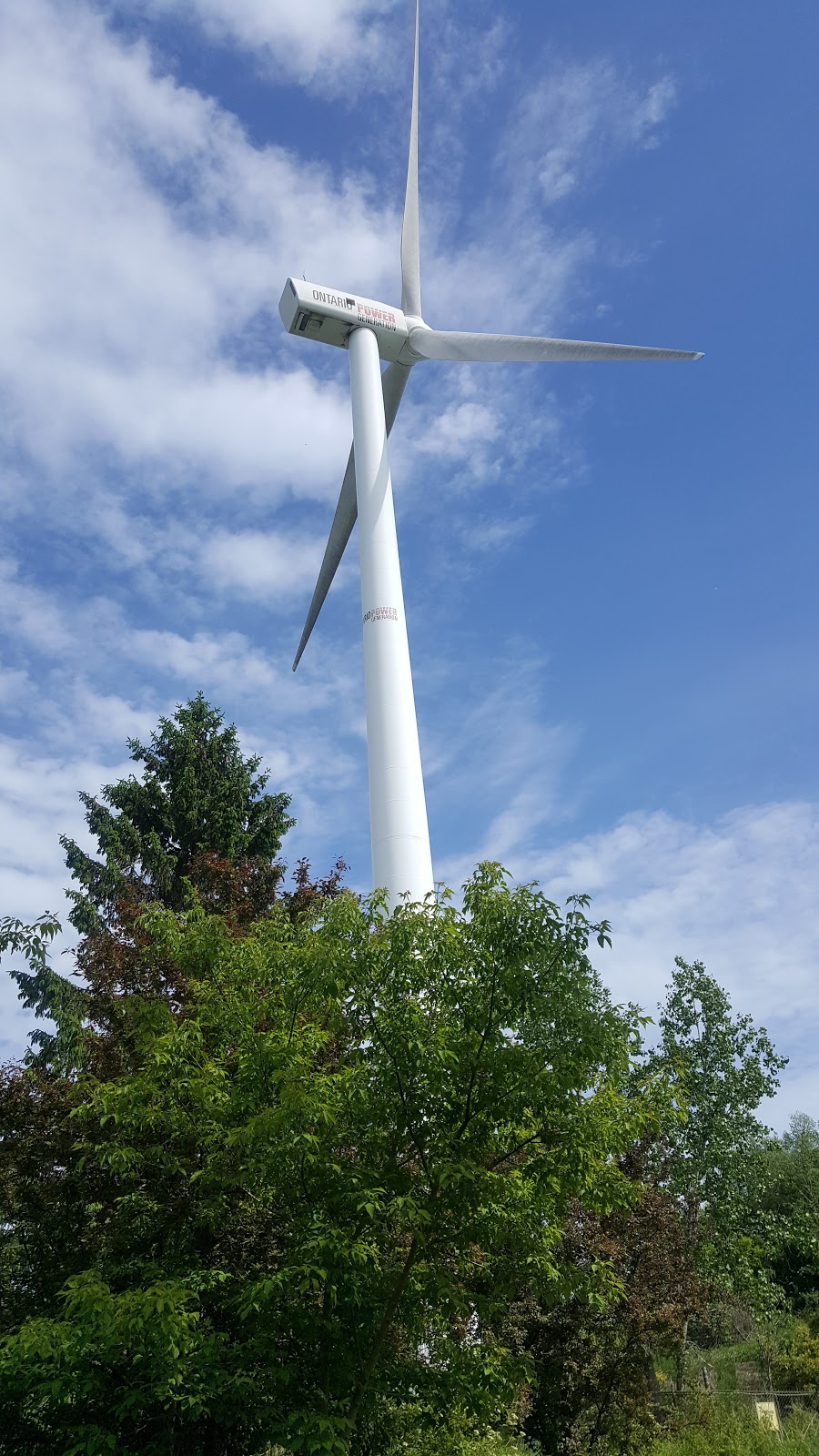 Alex Robertson Park | 700 Sandy Beach Rd, Pickering, ON L1W, Canada | Phone: (905) 683-7575