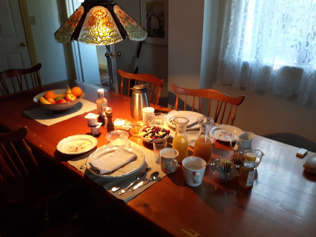 1842 Bed & Breakfast | 1842 Sawmill Rd, Conestogo, ON N0B 1N0, Canada | Phone: (519) 664-0289