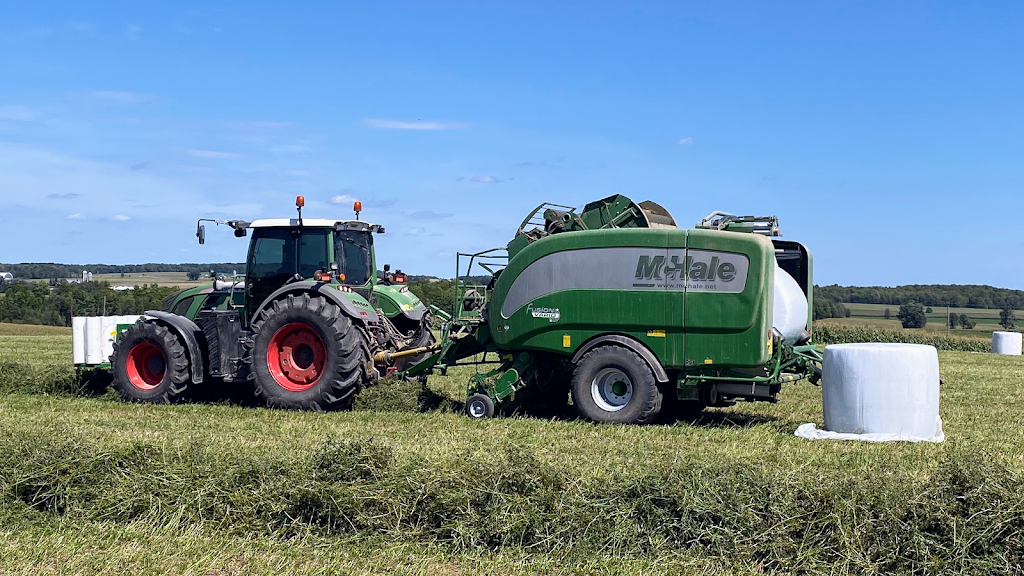 Burkharts Custom Farming | 2892 Hackbart Rd, St. Clements, ON N0B 2M0, Canada | Phone: (519) 635-4542