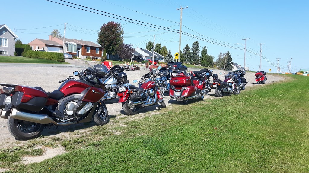 Elz-Cafe HM | 449 Rue des Érables, Saint-Elzéar, QC G0S 2J0, Canada | Phone: (418) 387-1337