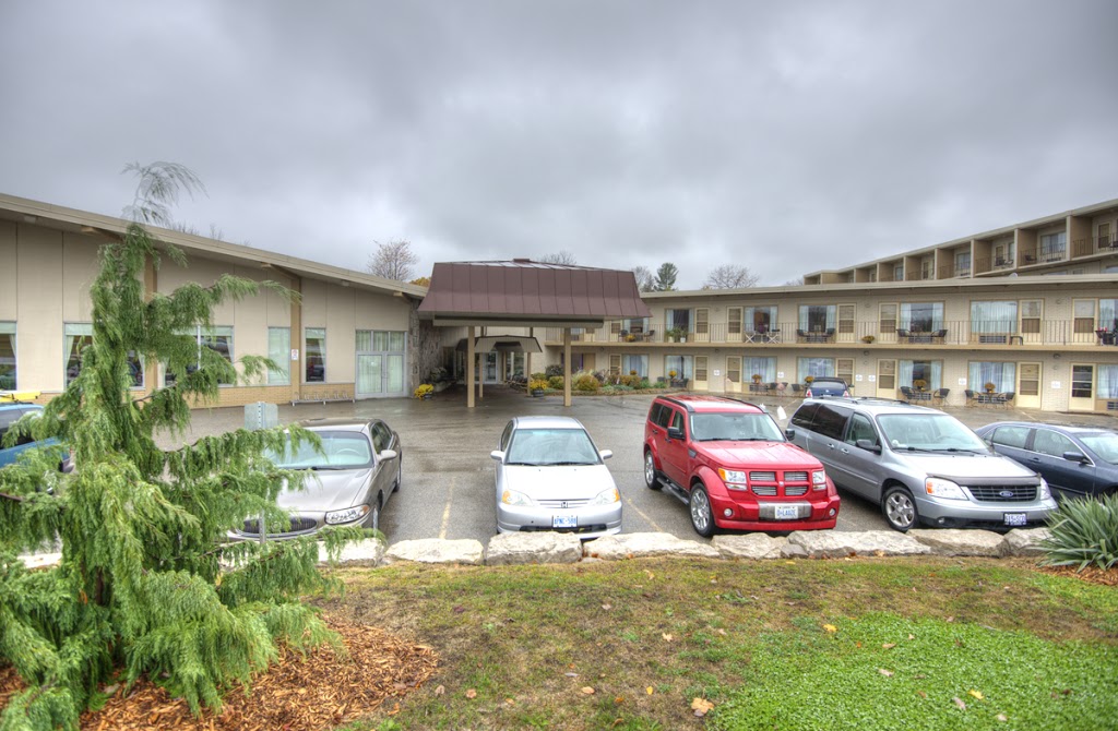 River Gardens Retirement Residence | 10 Romeo St N, Stratford, ON N5A 5M7, Canada | Phone: (519) 272-2773