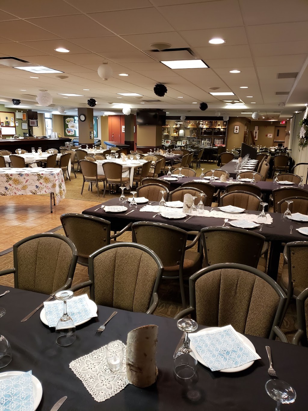Crestwood Curling Centre | 14317 96 Ave NW, Edmonton, AB T5N 0C5, Canada | Phone: (780) 452-4174