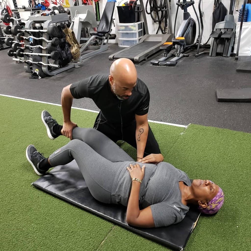 Facility Fitness | 510 Coronation Dr #17, Scarborough, ON M1E 4X6, Canada | Phone: (437) 239-8343