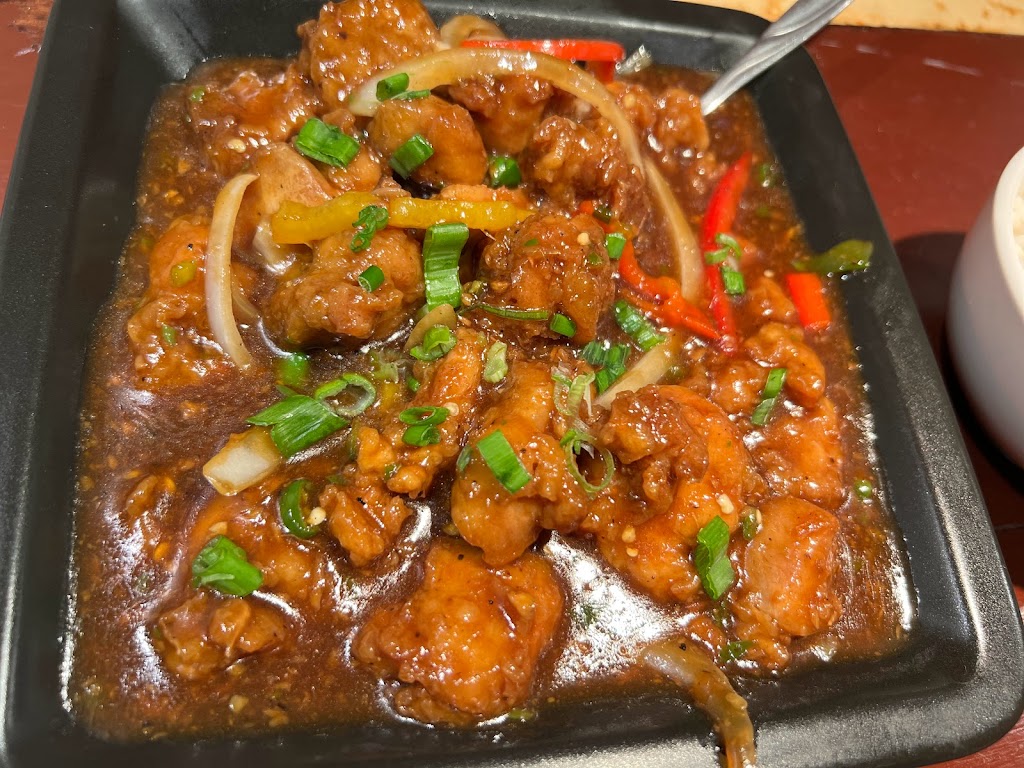 Hakka Rise & MoMo House | 3537 Fairview St unit 3, Burlington, ON L7N 2R4, Canada | Phone: (905) 681-8500