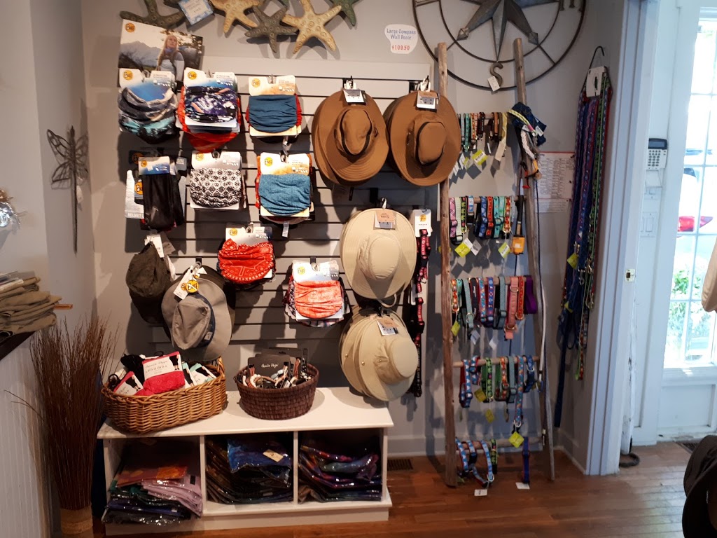 The Teazer | 21 Edgewater St, Mahone Bay, NS B0J 2E0, Canada | Phone: (902) 624-9097